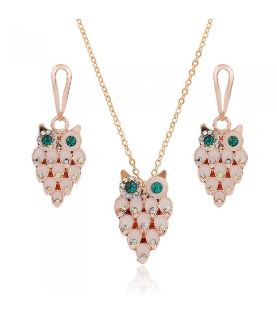SET643 - Opal Owl Necklace Set